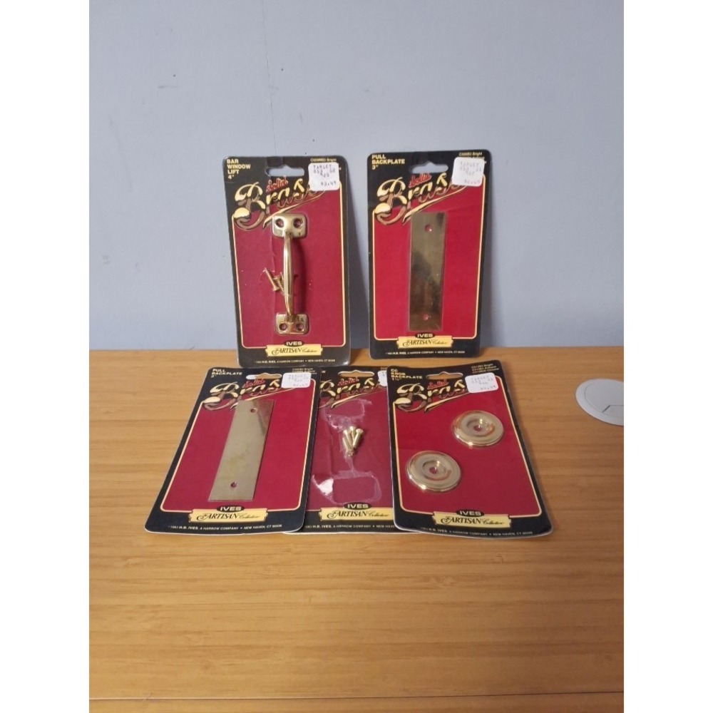 Vintage Ives Artisan Collection Solid Brass Hardware. 4 New 1 Opened. Lot Of 5